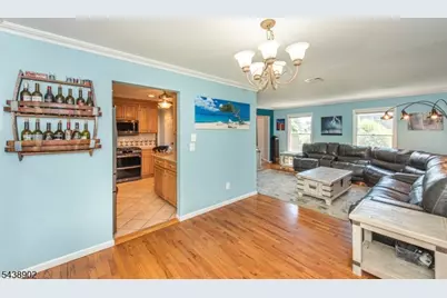 4 Hover Dr, Mount Arlington, NJ 07856 - Photo 8