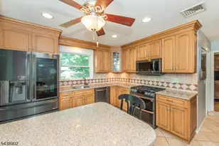 4 Hover Dr, Mount Arlington, NJ 07856 - Photo 10