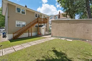 38 Rossiter Ave, Paterson, NJ 07502 - Photo 20