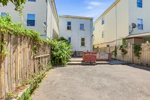 295 Old Bergen Rd, Jersey City, NJ 07305 - Photo 46