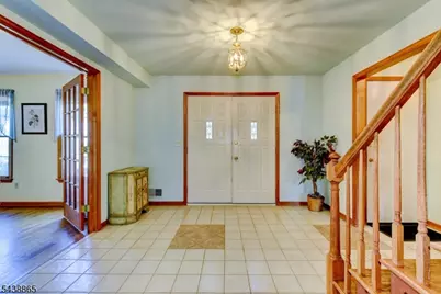 3 Obert Dr, Raritan, NJ 08869 - Photo 4