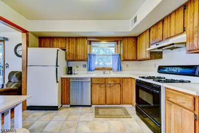 3 Obert Dr, Raritan, NJ 08869 - Photo 10