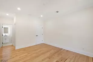 13 Harding Pl, Livingston, NJ 07039 - Photo 30