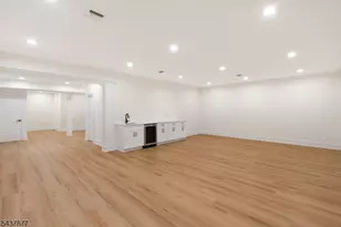 13 Harding Pl, Livingston, NJ 07039 - Photo 42
