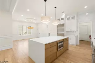 13 Harding Pl, Livingston, NJ 07039 - Photo 4