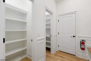13 Harding Pl, Livingston, NJ 07039 - Photo 10