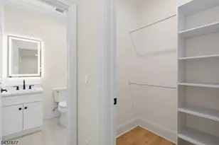 13 Harding Pl, Livingston, NJ 07039 - Photo 38