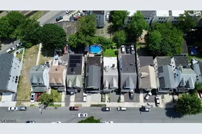 180 N 16th St, East Orange, NJ 07017 - Photo 24