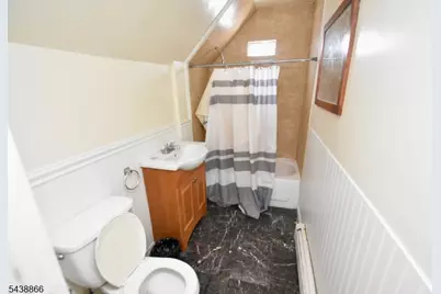 180 N 16th St, East Orange, NJ 07017 - Photo 20