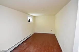 180 N 16th St, East Orange, NJ 07017 - Photo 22