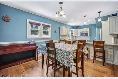 76 Meadowbrook Rd, Millburn, NJ 07078 - Photo 8