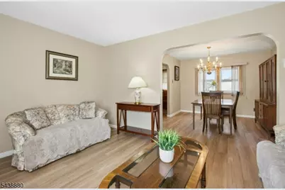 430 Myrtle Ave, Roselle Park, NJ 07204 - Photo 6