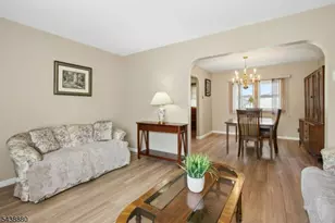 430 Myrtle Ave, Roselle Park, NJ 07204 - Photo 6