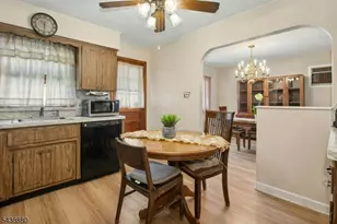 430 Myrtle Ave, Roselle Park, NJ 07204 - Photo 10