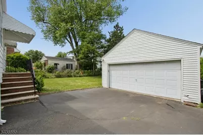 430 Myrtle Ave, Roselle Park, NJ 07204 - Photo 24