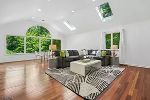 201 Parsonage Hill Rd, Millburn, NJ 07078 - Photo 18
