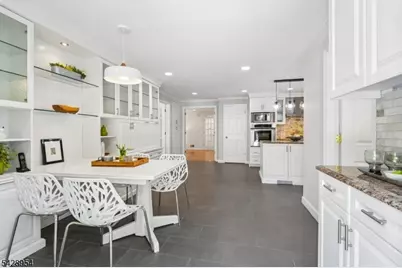201 Parsonage Hill Rd, Millburn, NJ 07078 - Photo 12