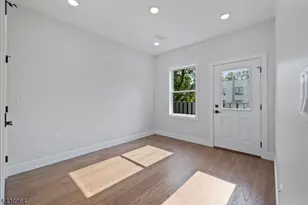 15 Fulton Ave, Jersey City, NJ 07305 - Photo 20