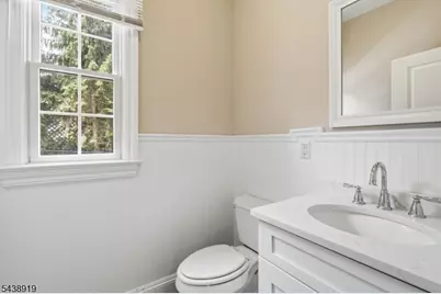4 Central Ave #4C, Caldwell Boro Twp., NJ 07006 - Photo 18