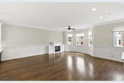 4 Central Ave #4C, Caldwell Boro Twp., NJ 07006 - Photo 2