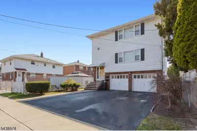 164 Page St, Elmwood Park, NJ 07407 - Photo 38