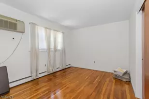 164 Page St, Elmwood Park, NJ 07407 - Photo 28