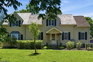 57 Lincoln Ave, Lambertville, NJ 08530 - Photo 2