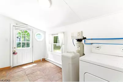 54 Summit Dr, Wantage, NJ 07461 - Photo 8