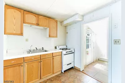 54 Summit Dr, Wantage, NJ 07461 - Photo 2