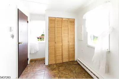 54 Summit Dr, Wantage, NJ 07461 - Photo 16