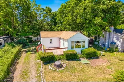 54 Summit Dr, Wantage, NJ 07461 - Photo 1