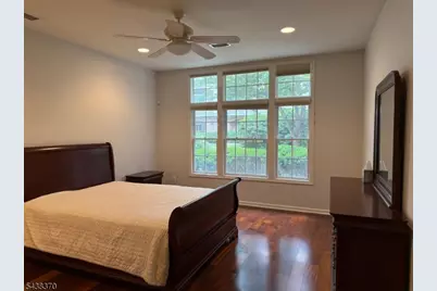 620 Turlington Ct, Livingston, NJ 07039 - Photo 10