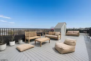 104 Poplar St, Jersey City, NJ 07307 - Photo 20
