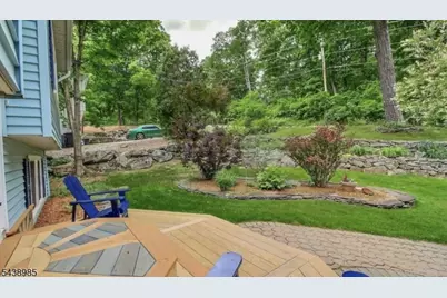 5 Grey Trl, Vernon, NJ 07462 - Photo 4
