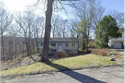 5 Grey Trl, Vernon Twp., NJ 07462 - Photo 1