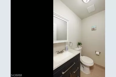 2 Park Ter, North Brunswick Township, NJ 08902 - Photo 12