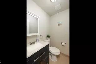 2 Park Terrace, North Brunswick Township, NJ 08902 - Photo 12