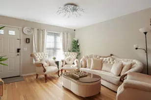 2 Park Terrace, North Brunswick Township, NJ 08902 - Photo 4