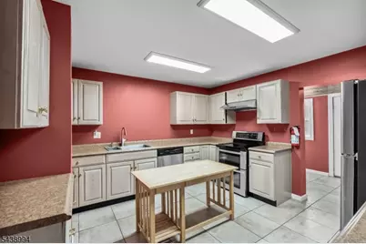 100 Homecrest Ave, Ewing Township, NJ 08638 - Photo 12