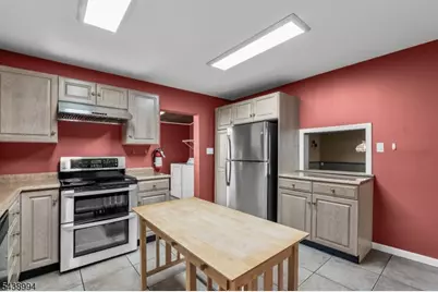 100 Homecrest Ave, Ewing Township, NJ 08638 - Photo 14
