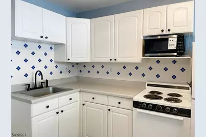 431 Lakeside Blvd #9, Hopatcong, NJ 07843 - Photo 12
