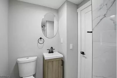 127 Glenwild Ave, Bloomingdale, NJ 07403 - Photo 22