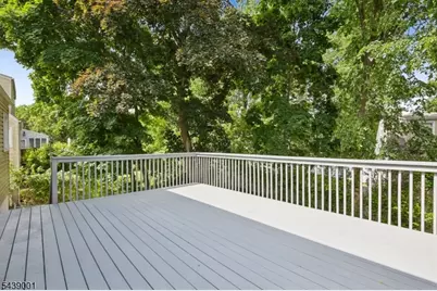 127 Glenwild Ave, Bloomingdale, NJ 07403 - Photo 28