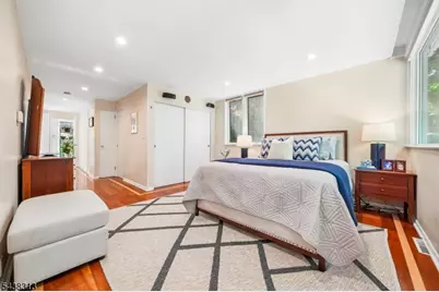 21 Sheffield Ter, West Orange Township, NJ 07052 - Photo 18