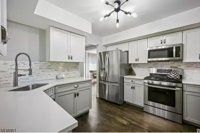 182 Clarken Dr, West Orange Township, NJ 07052 - Photo 10
