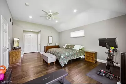 182 Clarken Dr, West Orange Township, NJ 07052 - Photo 16