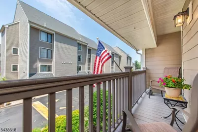 902 River Renaissance, East Rutherford, NJ 07073 - Photo 12