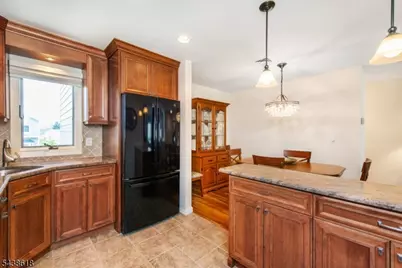 902 River Renaissance, East Rutherford, NJ 07073 - Photo 10