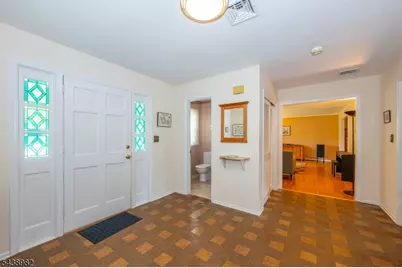 32 Natalie Dr, West Caldwell, NJ 07006 - Photo 2