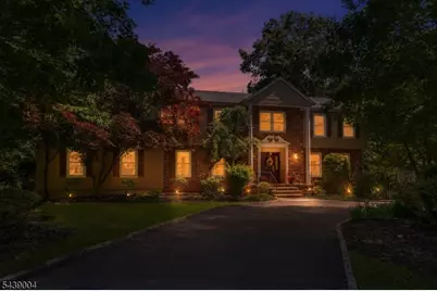 10 Moonshadow Ct, Kinnelon, NJ 07405 - Photo 1
